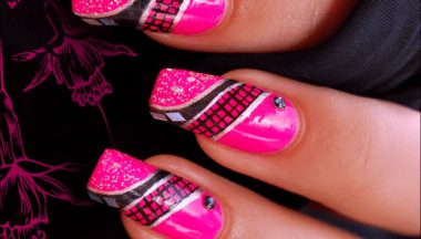 Tunning Nail Art