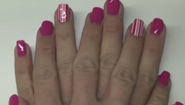 Tutorial Nail Art Primaverile Rosa Con Stickers