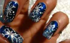 Snowflakes nail art