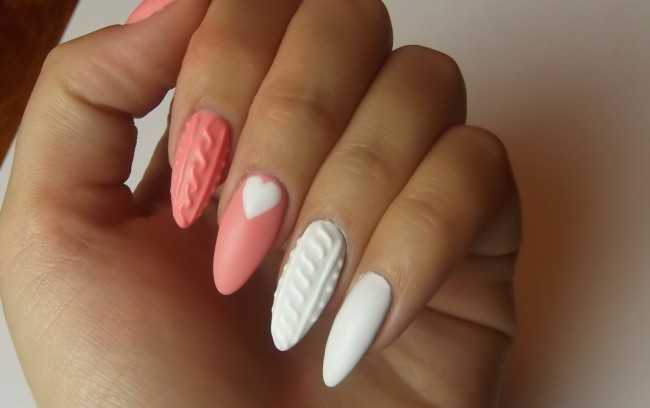 manicure ad effetto maglia