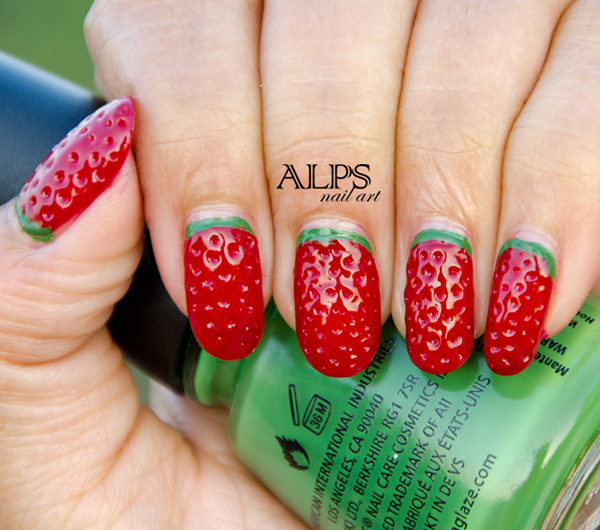 Strawberry Nails (c) Alps Nail Art