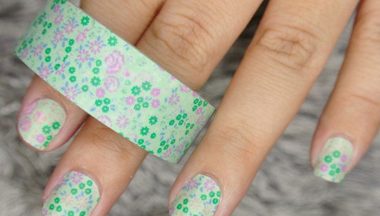 Washi tape nail art